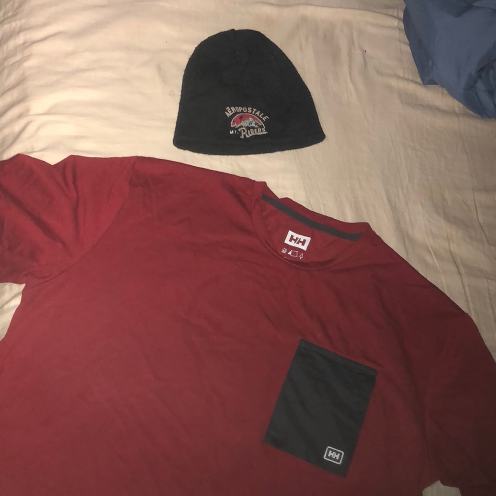 Helly Hansen XL tee and aero beanie for sale! @ $40
